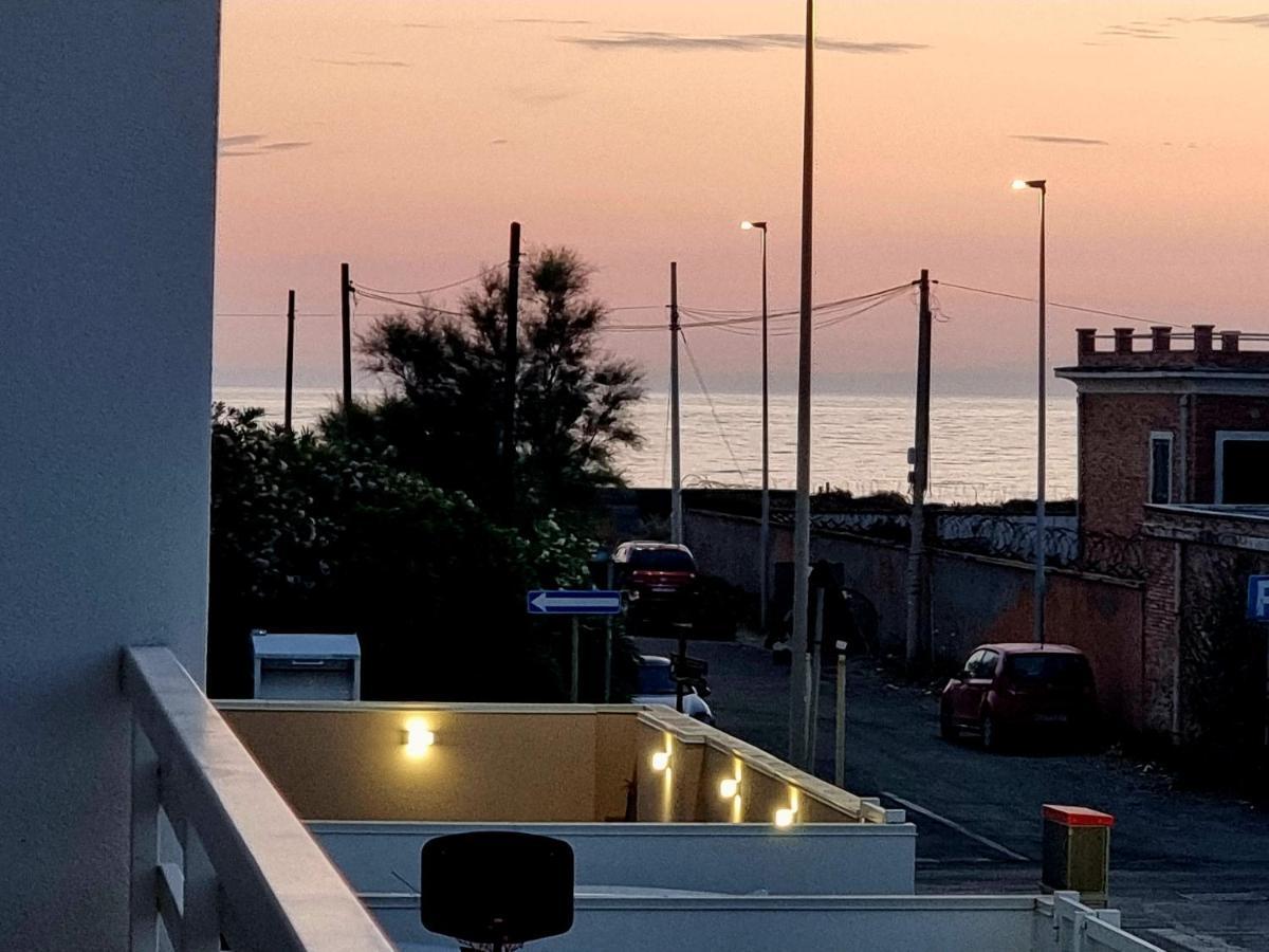 Fiumicino Beach - Sleep & Fly Focene エクステリア 写真