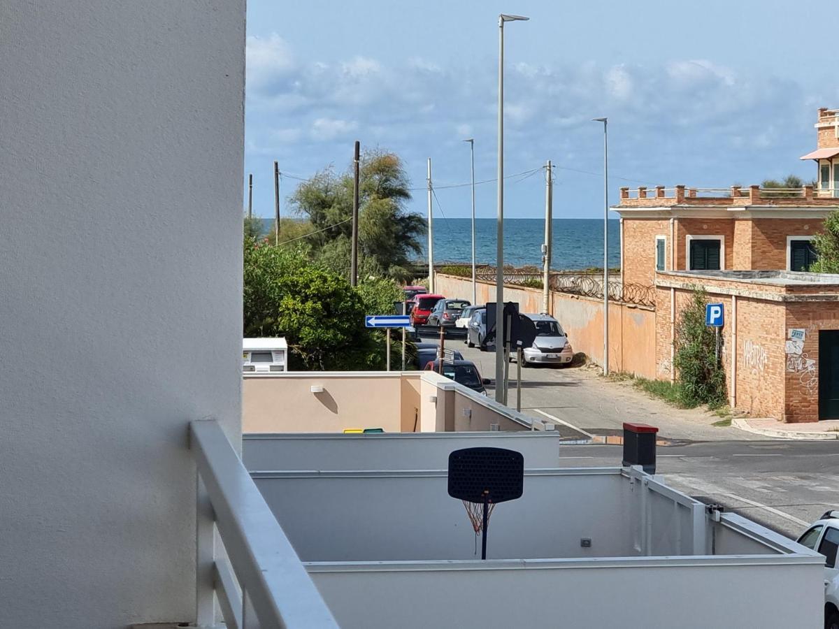 Fiumicino Beach - Sleep & Fly Focene エクステリア 写真