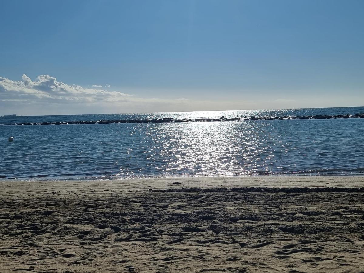 Fiumicino Beach - Sleep & Fly Focene エクステリア 写真